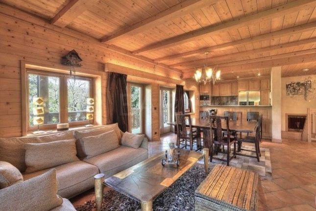 Thumbnail Apartment for sale in Megeve, Mont-Blanc-Evasion, French Alps