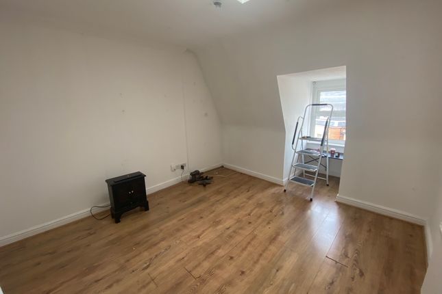 8, SOUTHSEA photo 5