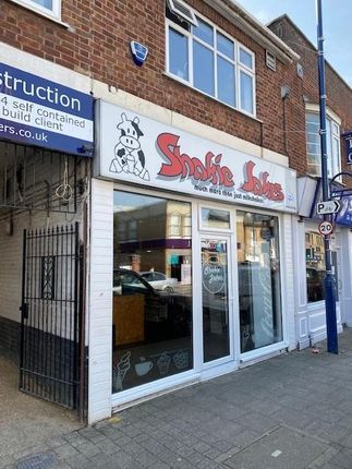 Thumbnail Retail premises for sale in 48 High Street, St. Neots, Cambridgeshire
