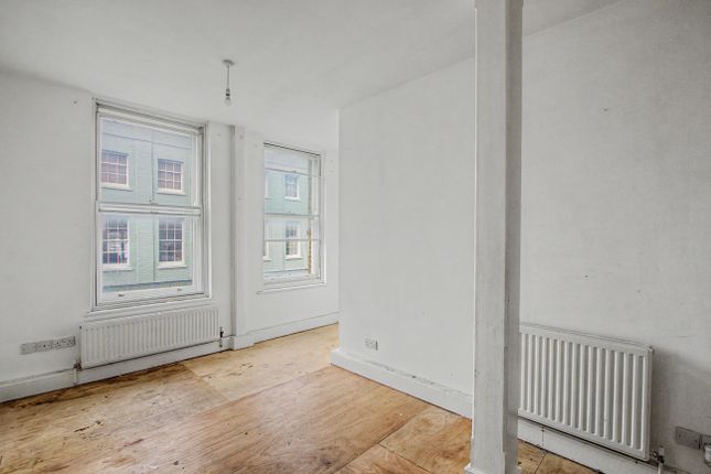 Flat 1, 386 High Street Rochester, Rochester photo 4