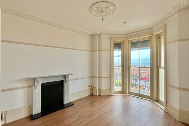Flat 6 Middle Crescent, 7, Marine Crescent, Kent photo 2