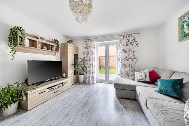 12, Somerton Drive, Birmingham photo 3
