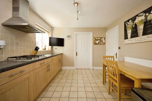 7, Spriggs Close, Bedfordshire photo 4