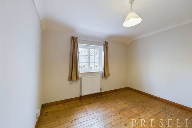 Cottage to rent in West Street, Newport