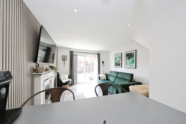 1, Sawmand Close, Nottingham photo 4