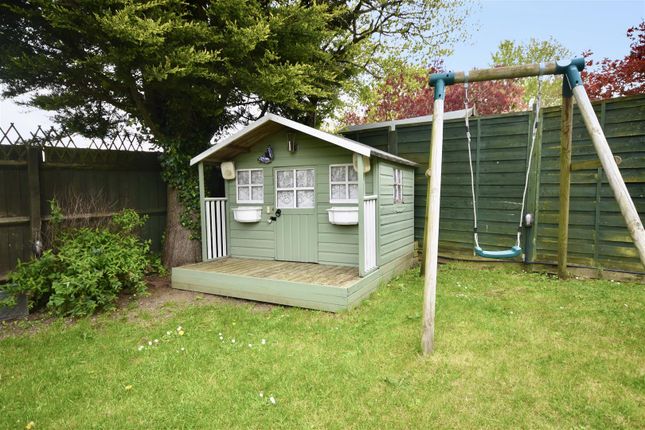 Detached house for sale in Marley Fields, Leighton Buzzard