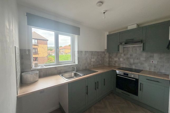 Flat 7 Mayfield Court, Dover photo 4