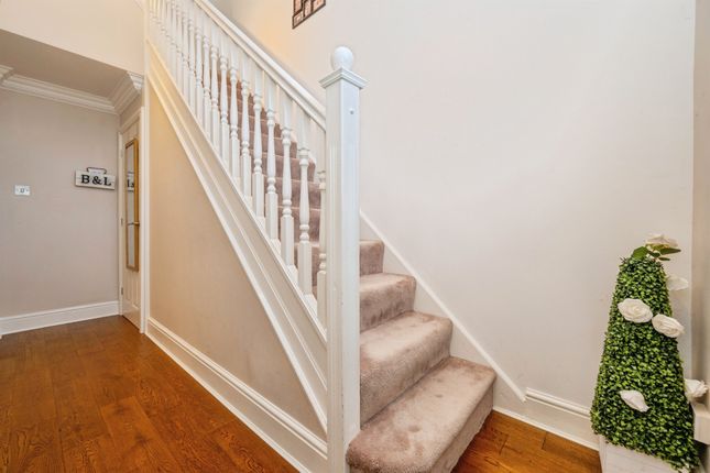 16, Duesbury Court, Derby photo 3