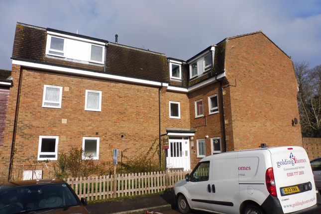 Flat to rent in Sutton Court, Marden, Tonbridge