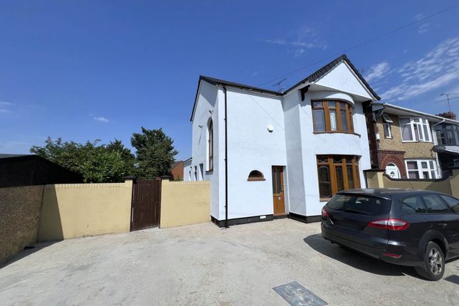 Thumbnail Detached house to rent in St. Margarets Avenue, Luton
