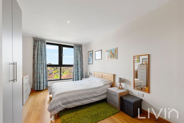 Flat for sale in The Exchange, Scarbrook Road, Croydon
