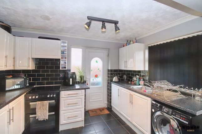Semi-detached house for sale in Jendale, Hull