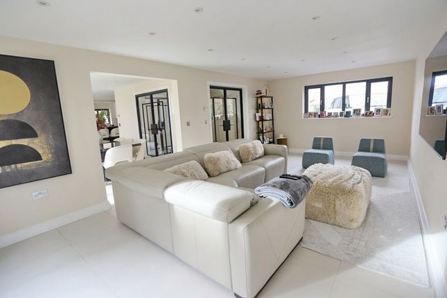 65 Shrewsbury Road, Manchester photo 4