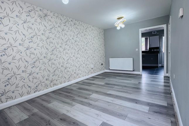 4, Lane Street, Bilston photo 2