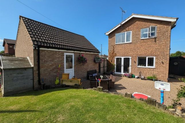 63, Linden Avenue, Tuxford photo 3
