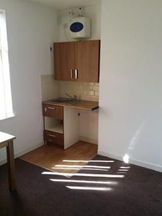 Room to rent in Anderson Road, Smethwick, West Midlands