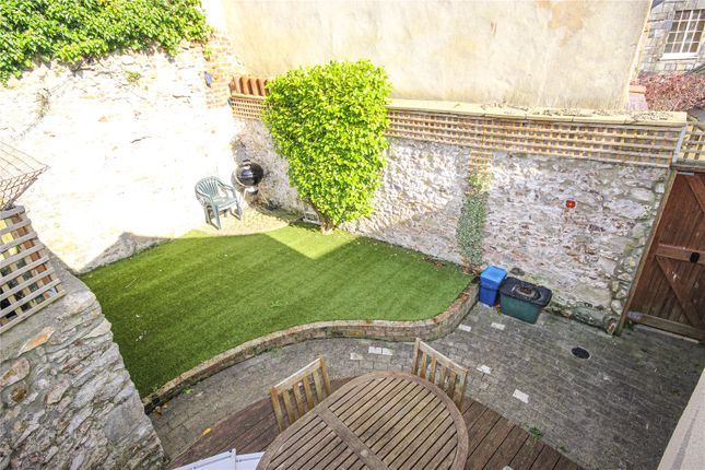 5, Queen Street, Devon photo 3