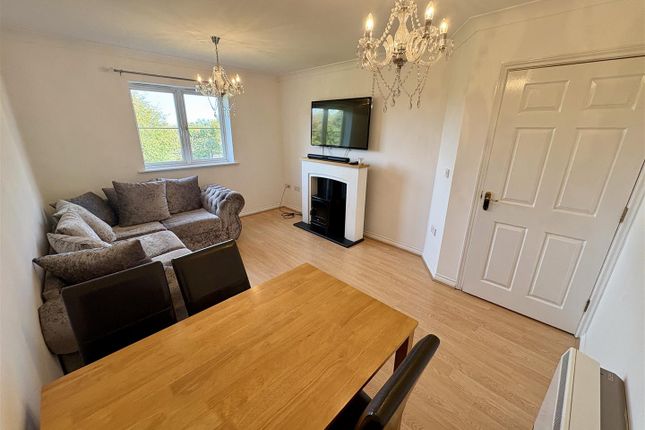30, Farrier Close, Pity Me photo 2