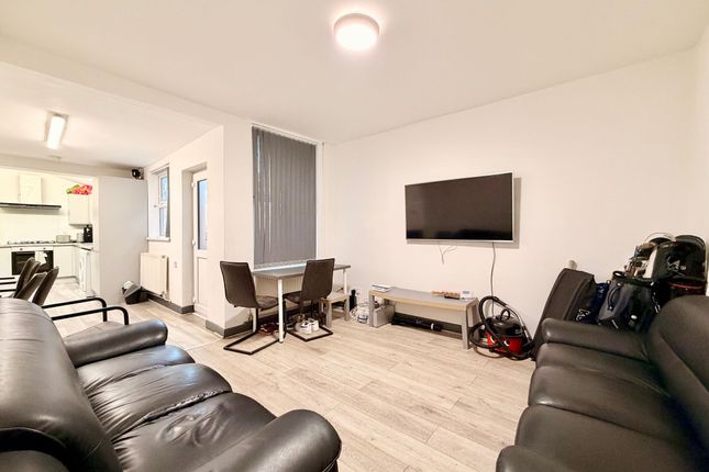 49 Rothesay Avenue, Nottingham photo 3
