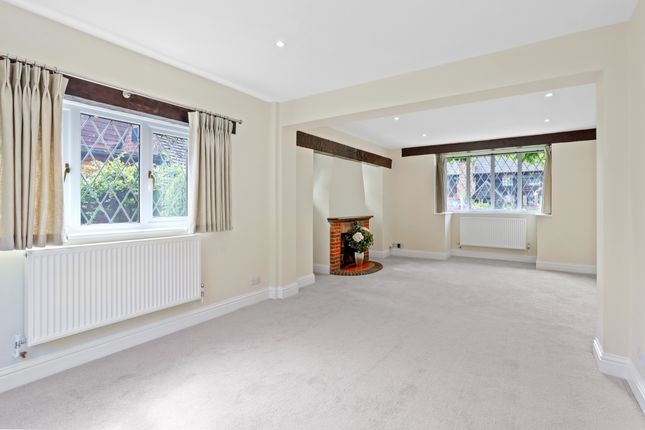 Minsterley, 24, Riverside Drive, Surrey photo 4