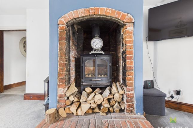 Christmas Cottage, Drayton Road, Shrewsbury photo 4