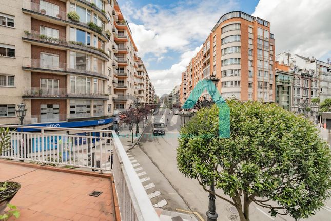 Apartment for sale in Avenida De Galicia 33005, Oviedo, Asturias