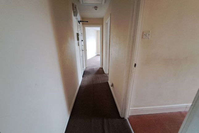 42 Terminus Road, Eastbourne photo 4