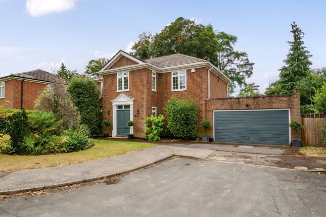 Thumbnail Detached house to rent in Charlton Kings, Weybridge, Surrey