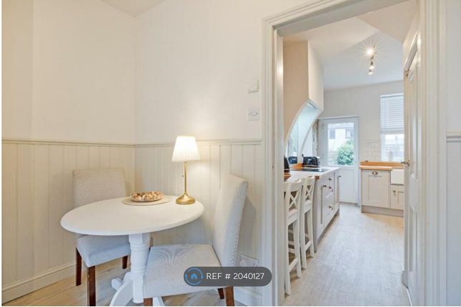 Thumbnail Terraced house to rent in Wellington Road, Ilkley