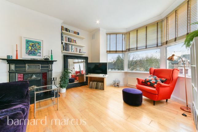 Flat for sale in Norwood Road, London