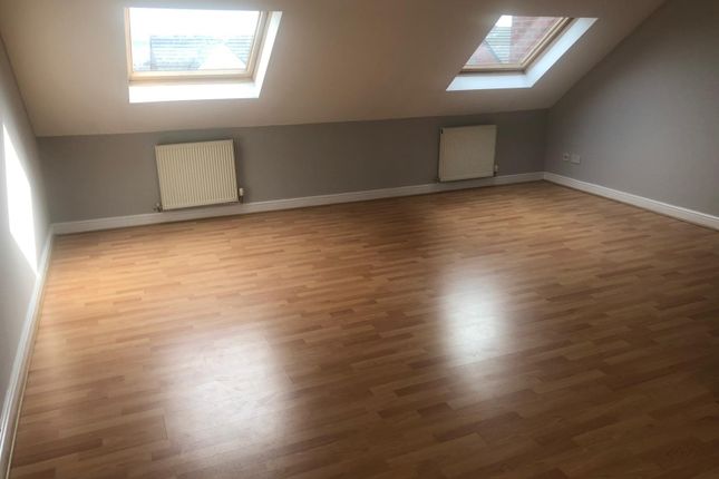 9, Pankhurst Close, Blackburn photo 4