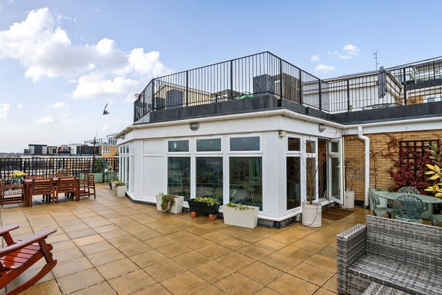 Flat 38, Rockwell Court, The Gateway, Watford photo 3