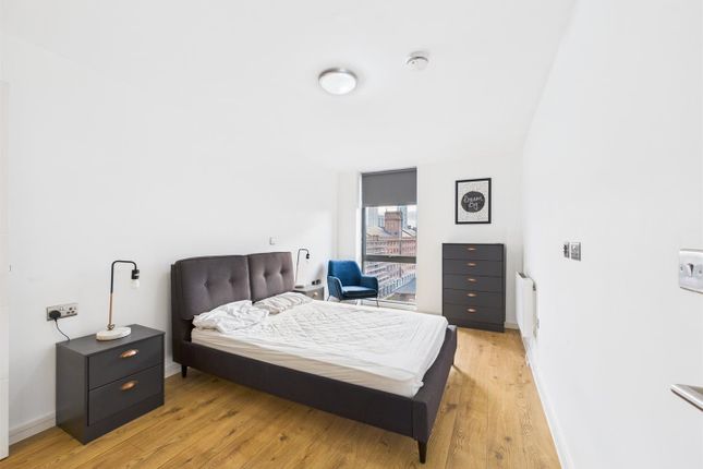 711 Quay Central, 9 Jesse Hartley Way, Liverpool photo 3