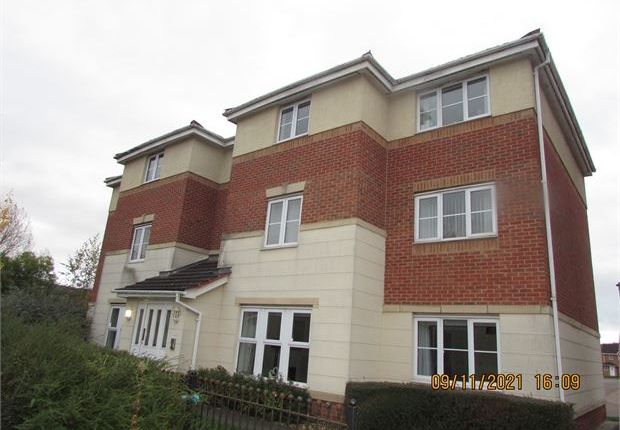 Thumbnail Flat to rent in Moat House Way, Conisbrough, Doncaster