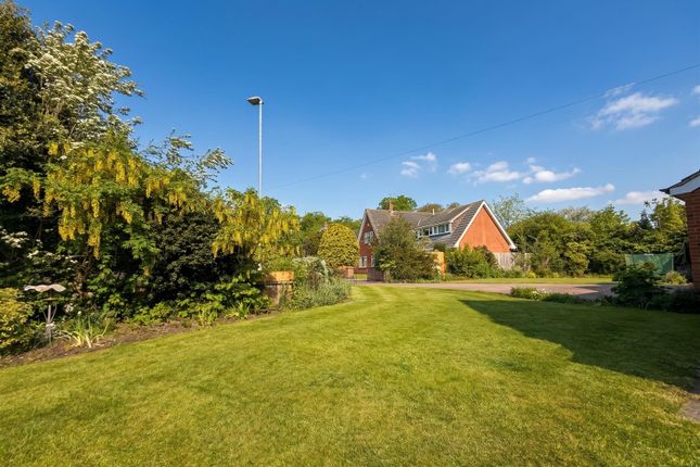 3, Elm Close, Newark photo 4