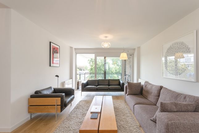 23, Hamilton House, London photo 4