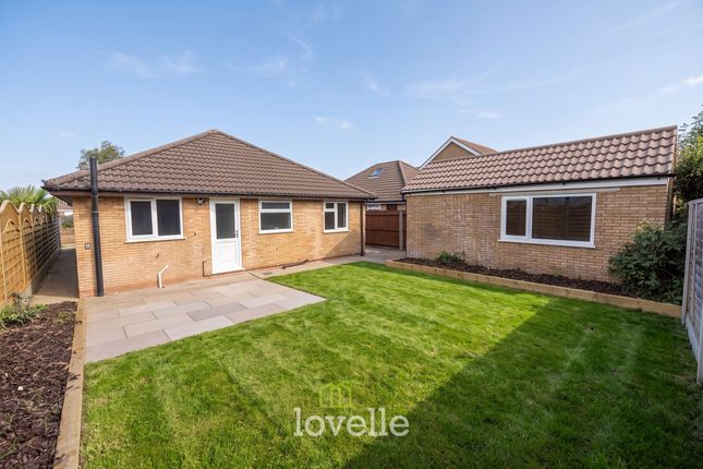 2 Wheatfield Drive, Grimsby photo 2
