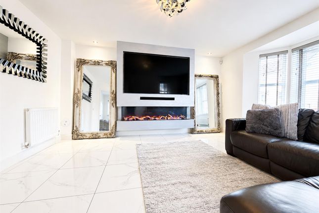 6, Rosehall Crescent, Glasgow photo 3