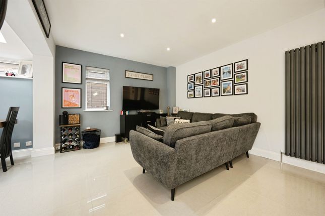14, Bewcastle Close, Bedford photo 4