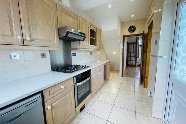 63a, Risingholme Road, Harrow photo 2