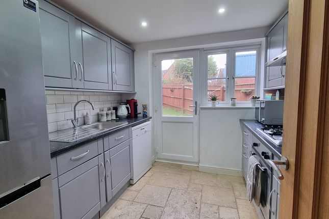 21, Pound Way, Southam photo 4