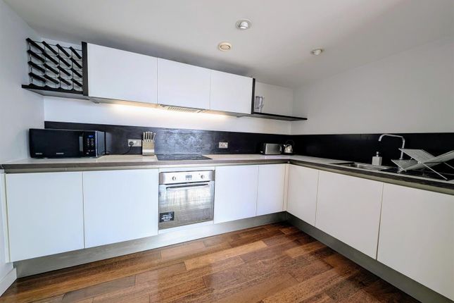 Apt 3101, West Tower, 8 Brook Street, Liverpool photo 4