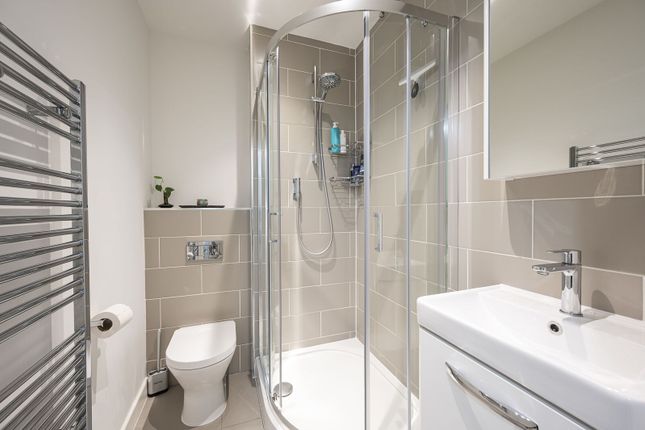 Bovet Court, Harford Street, Stepney photo 4