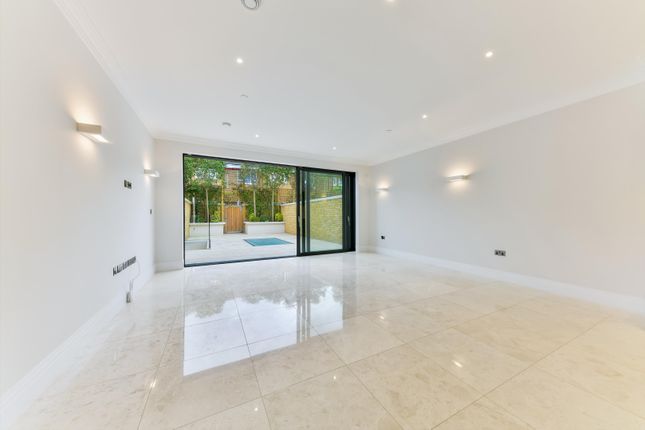 151, Stevenage Road, London photo 4
