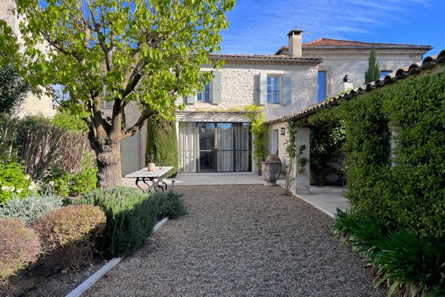 Property for sale in Maillane, Bouches-Du-Rhône, Provence-Alpes-Côte D'azur, France