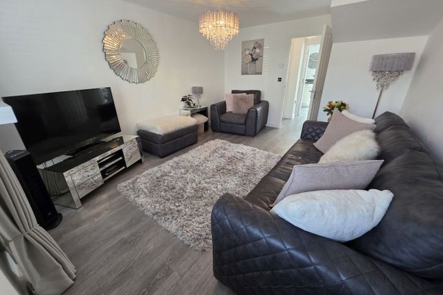 3, Maindiff Drive, Abergavenny photo 3