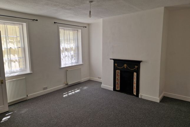 Camden Crescent, Dover photo 3
