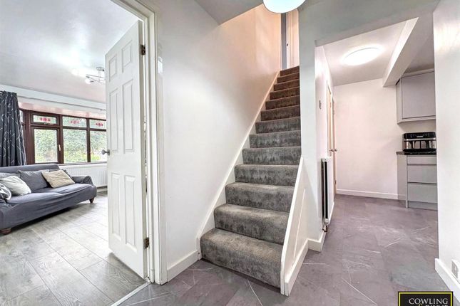 10, Sandown Road, Wickford photo 2
