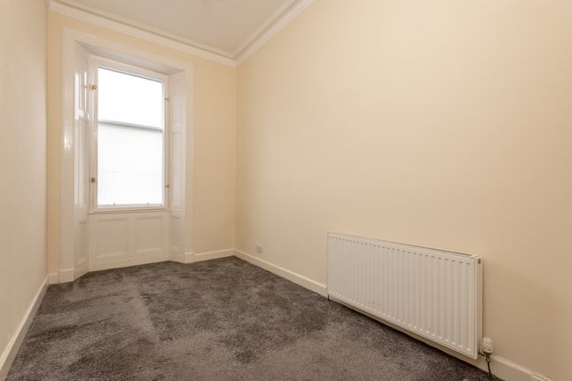 Flat for sale in Appin Crescent, Dunfermline