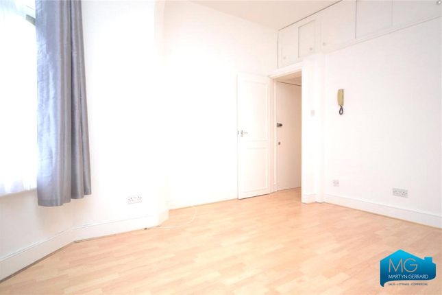 Flat 1, 21, Midhurst Avenue, London photo 2